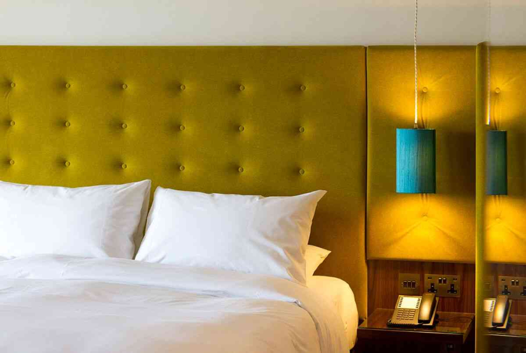 Garryvoe Hotel