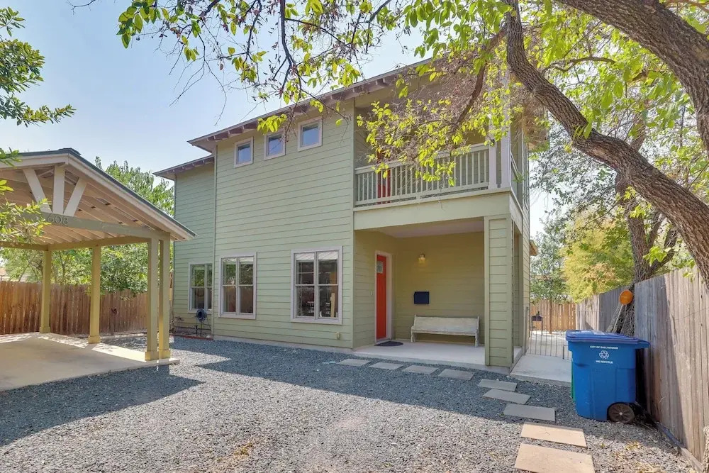 Modern Home < 1 Mi to Dwtn San Antonio & Riverwalk
