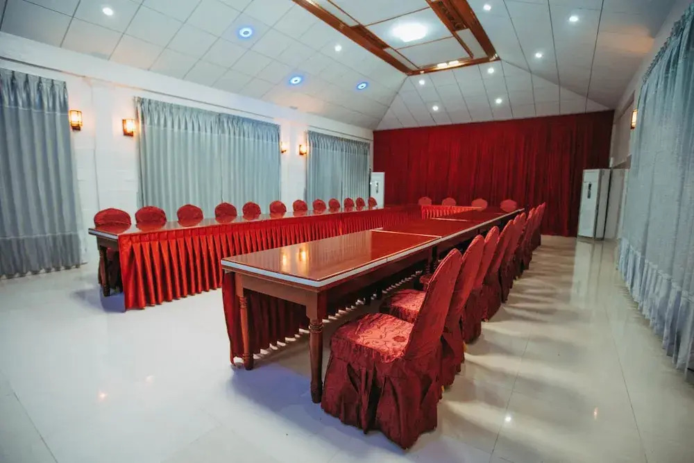 Amber Palace Hotel