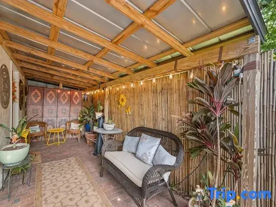 Top 1% ABNB Villa Oasis w/ Botanical Courtyard