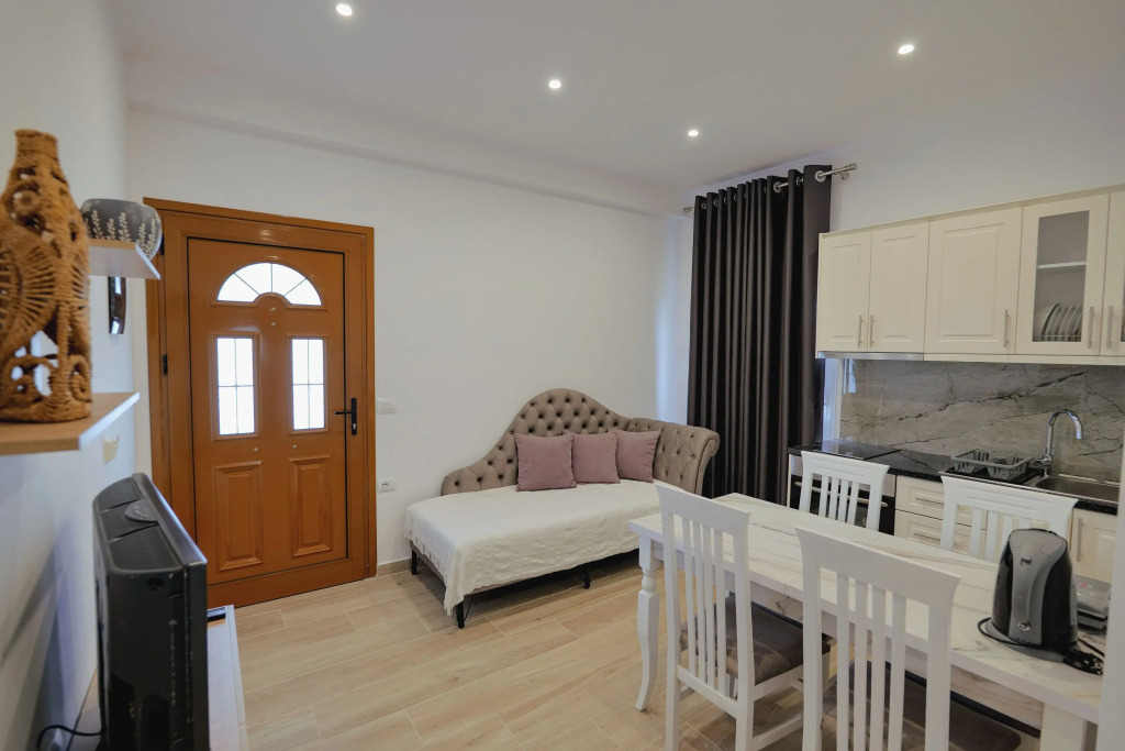 Beni Apartments