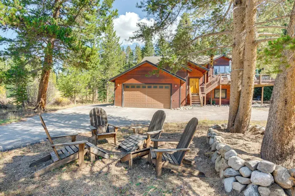 5 Mi to Ski Resort: Breck Home w/ Hot Tub!