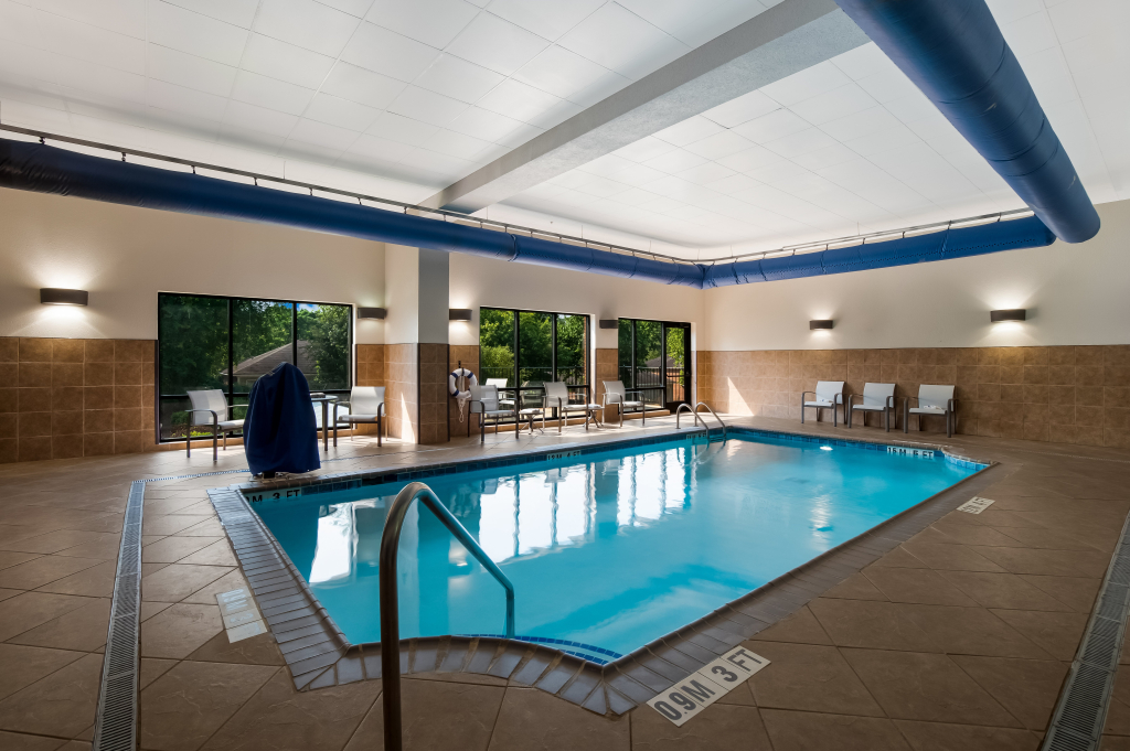 Отель Holiday Inn Express & Suites Lexington