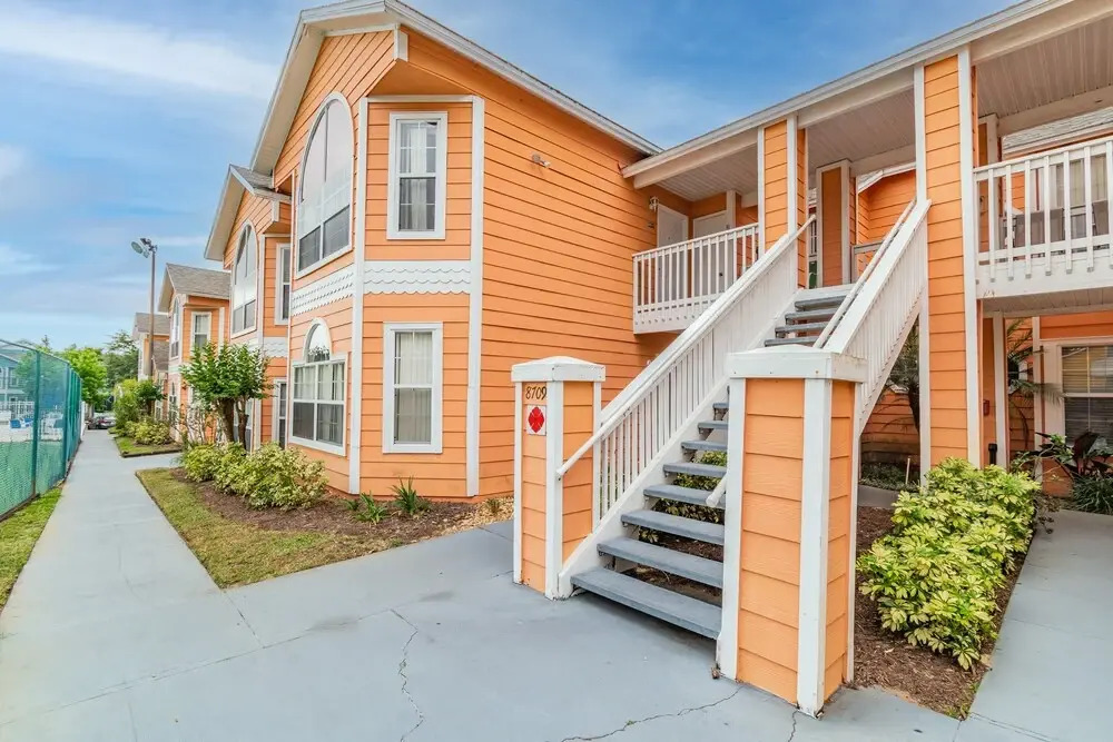 Near Theme Parks! Fabulous 3 BR Home, Star Wars Children's BR, Pool!