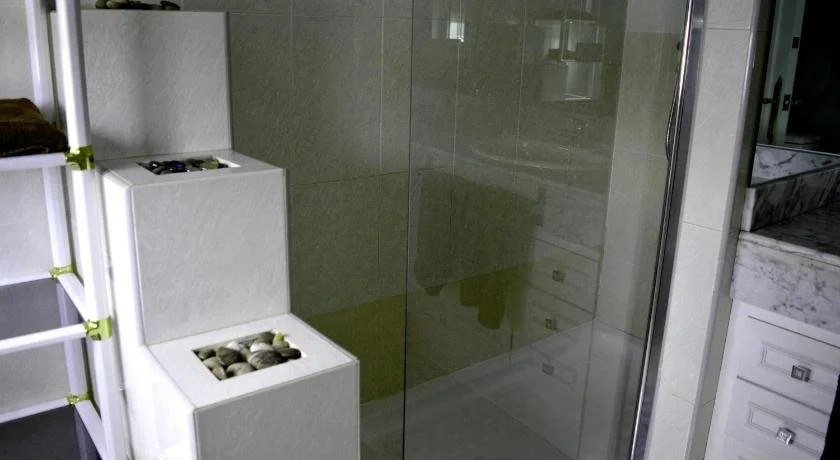 Alojamiento el Chaparro Barbate junto a la venta el loro