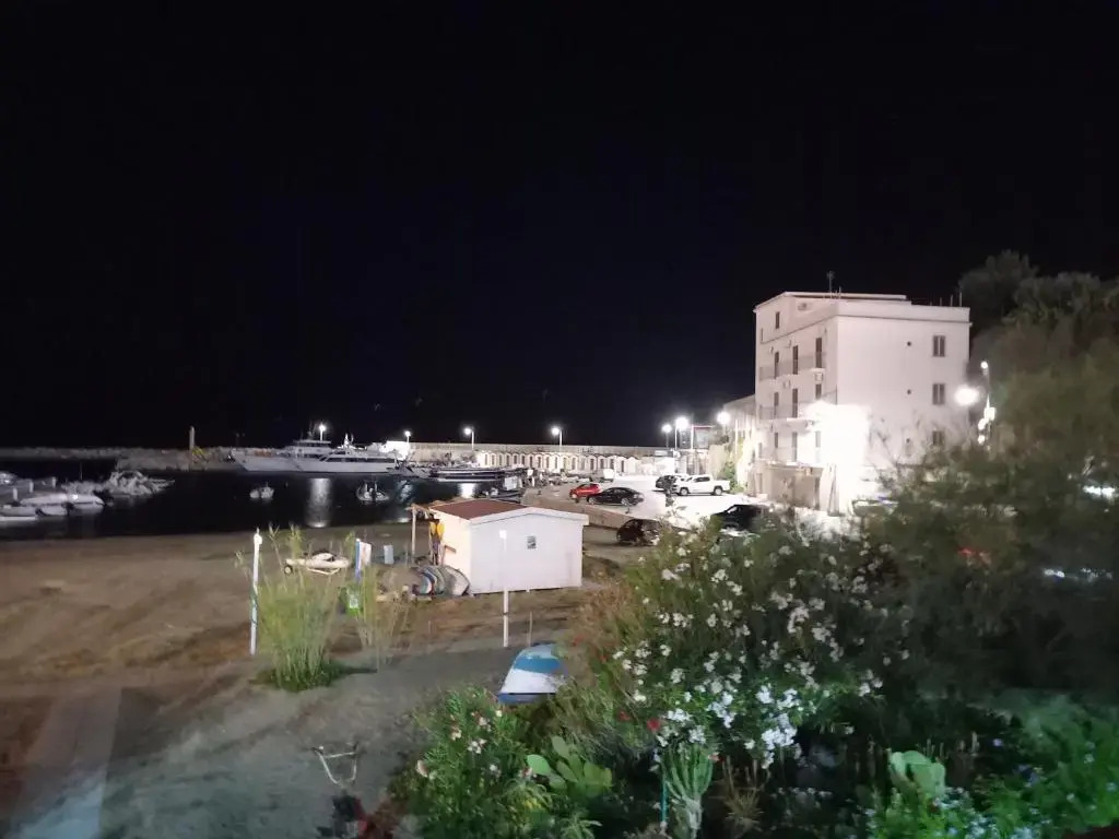 Sea house b&b