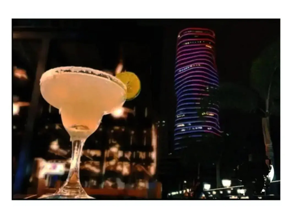 Ecusuites Room 44 bellini Gye Santa Ana