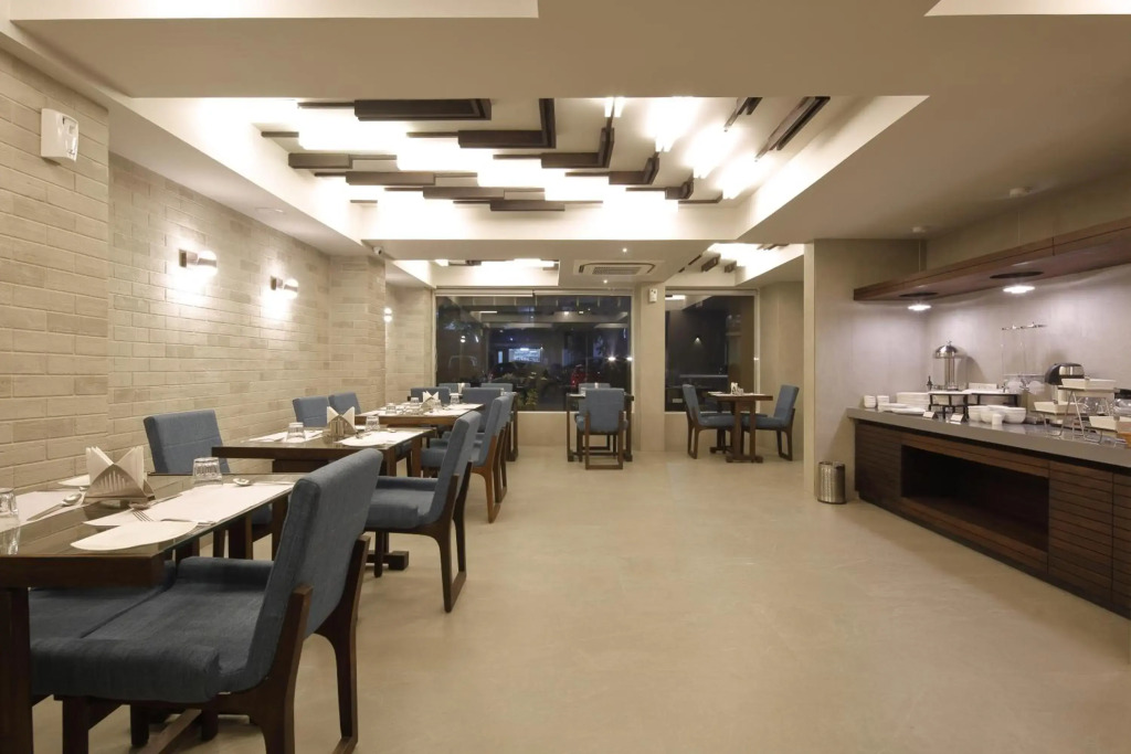 Hotel Carrefour