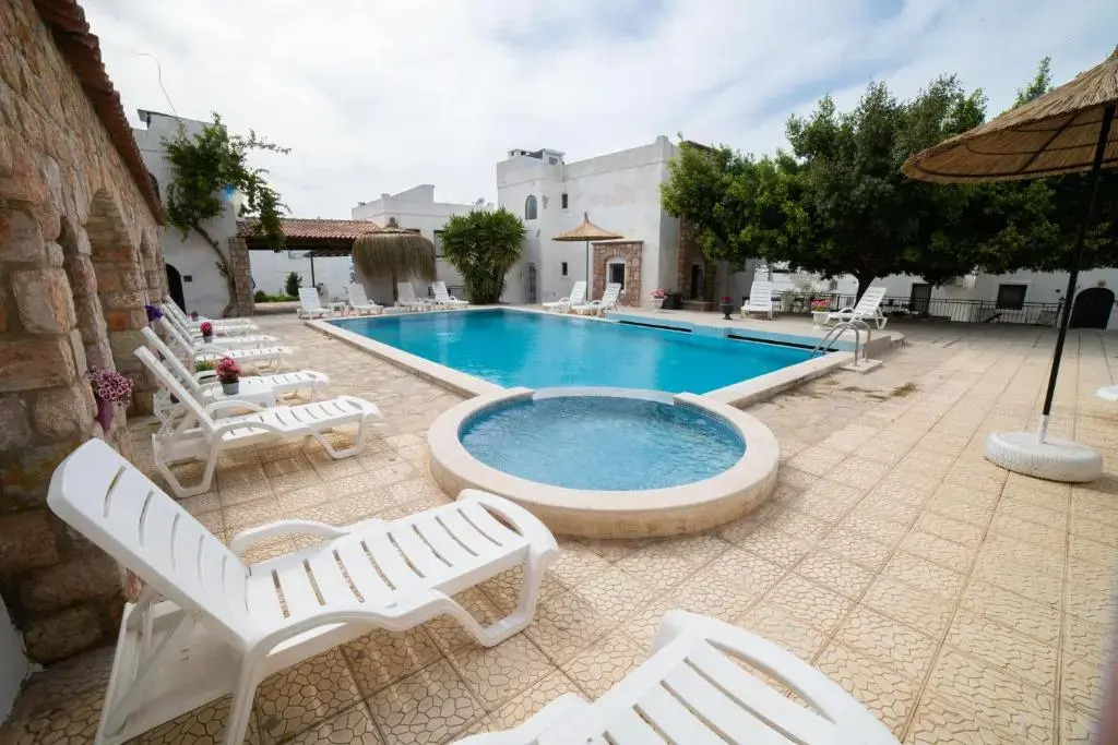 Dolphin Residences - Yasemin 1