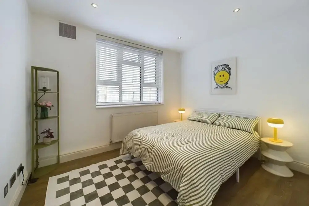 The Earl's Court Hideaway - Warm 3bdr House
