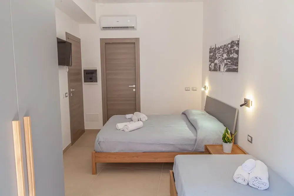 Isgrò Rooms