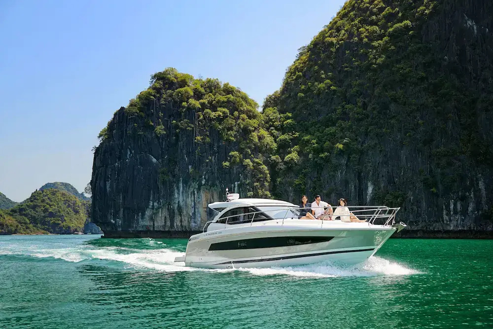 Fantasea Imperial Cruise