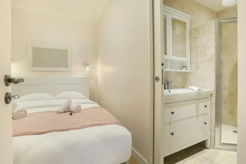 Charming Apartment Center of Paris