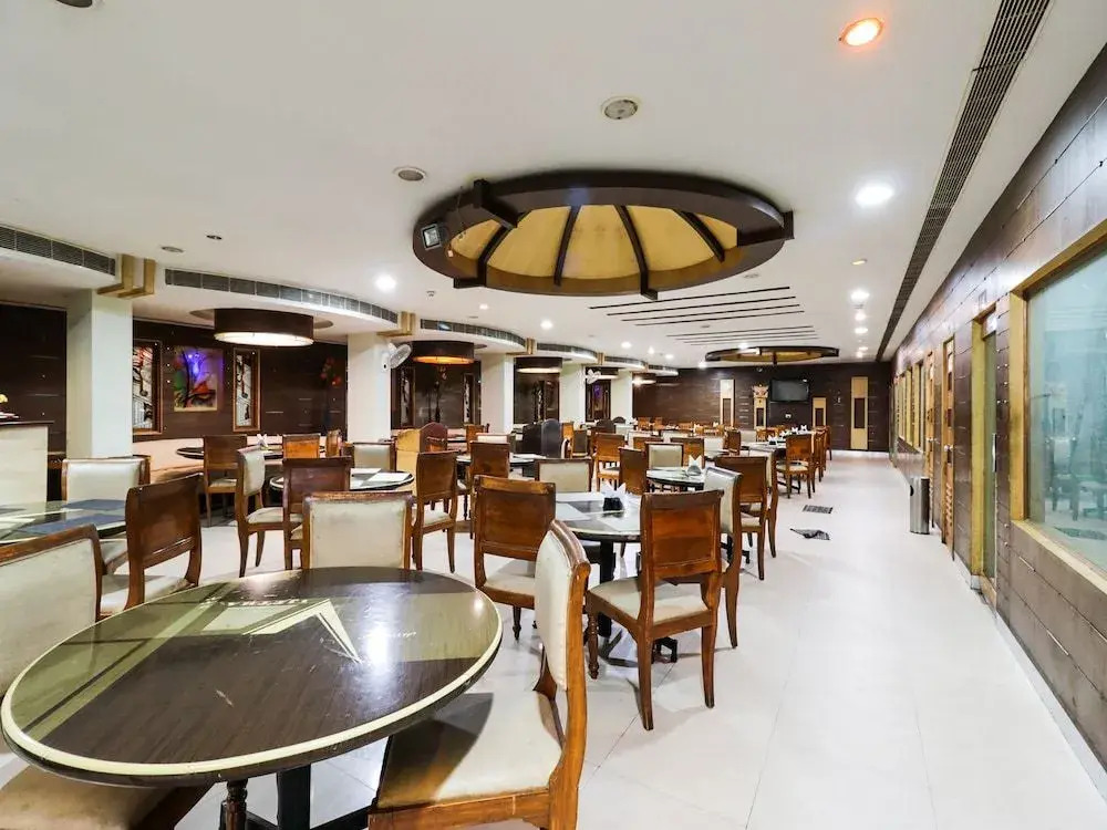 Capital O 38707 Vijetha Inn