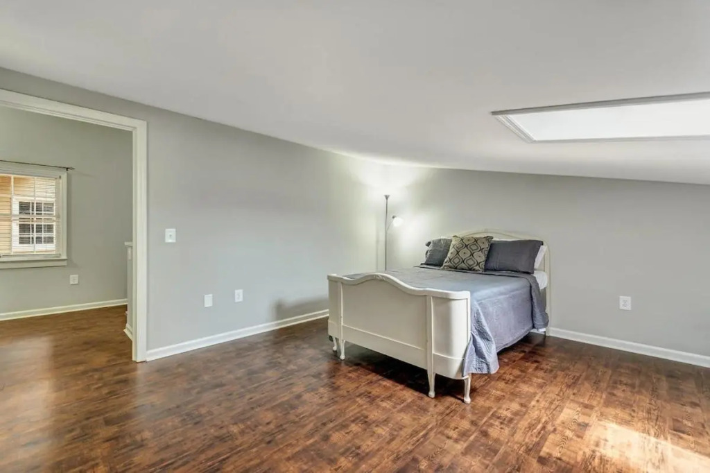 The Post Loft- In the Heart of Downtown Statesboro