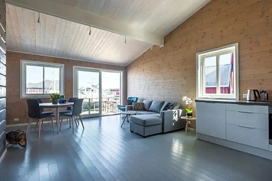 Hattvika Lodge