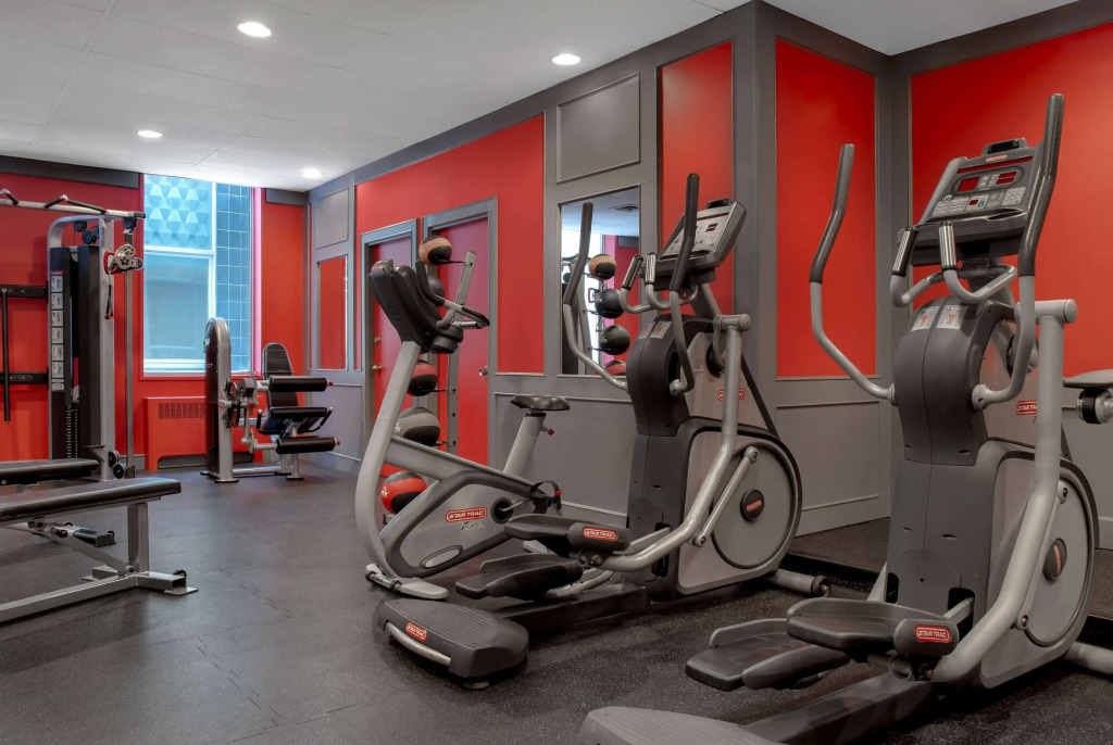 Ramada Plaza by Wyndham Calgary Downtown