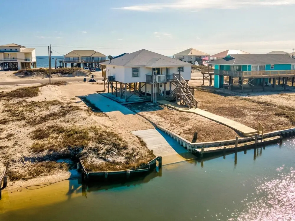 051 Topsail by ACP