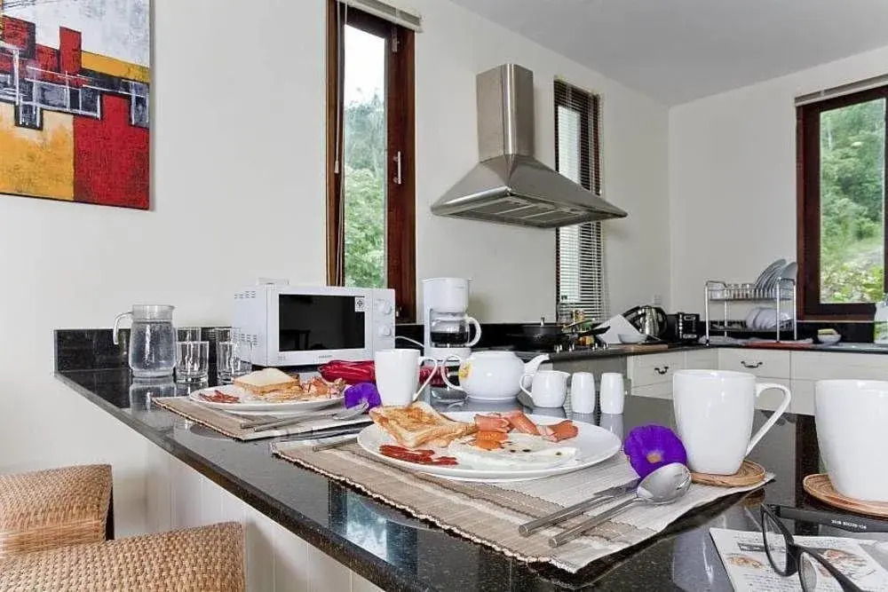 Amera Villas