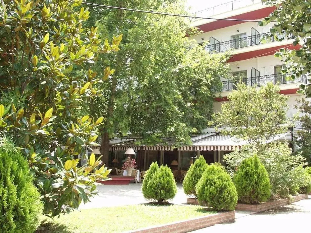 Natassa Motel