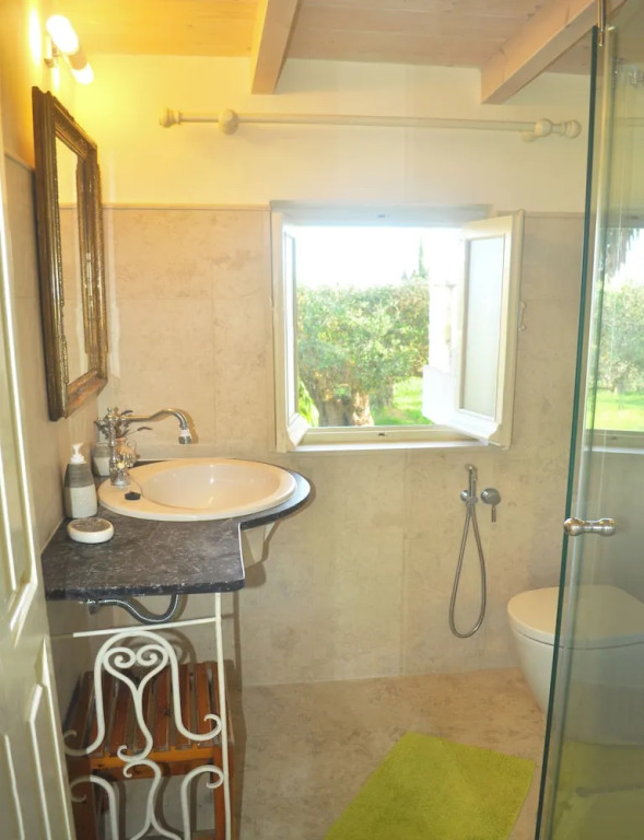 House Lemoni, Apartment A With Terrace and Balcony - Pelekas, Corfu