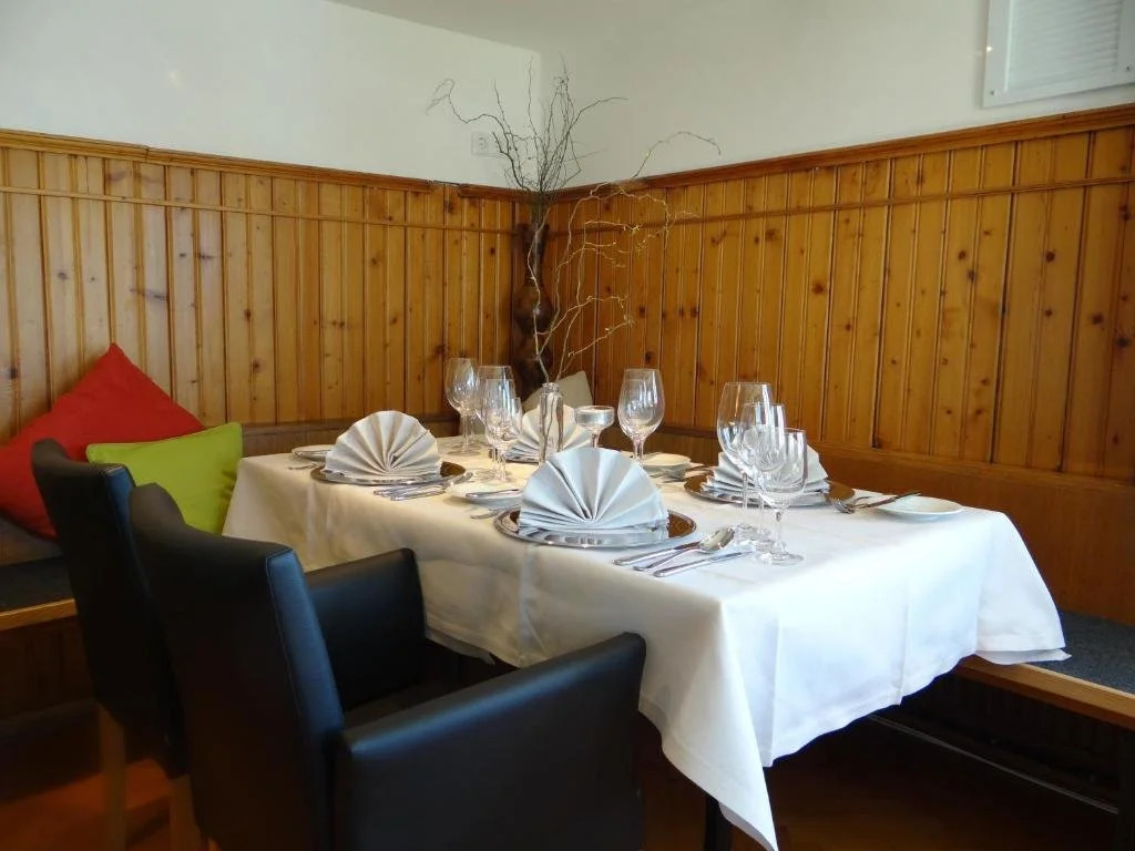 Waldrast Bed & Breakfast