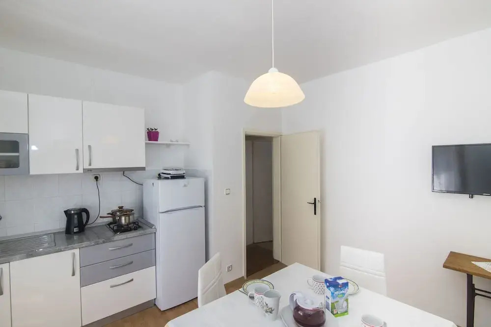 Apartments Jakov
