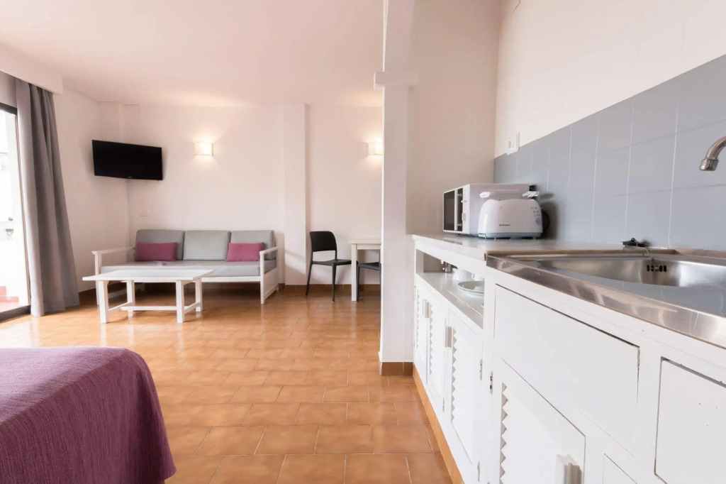 Orosol Apartments by Typic Hotels