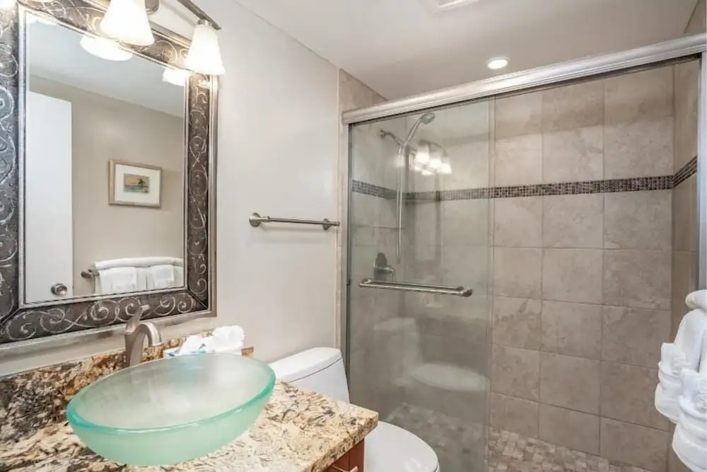 Royal Mauian, #307 2 Bedroom Condo by RedAwning