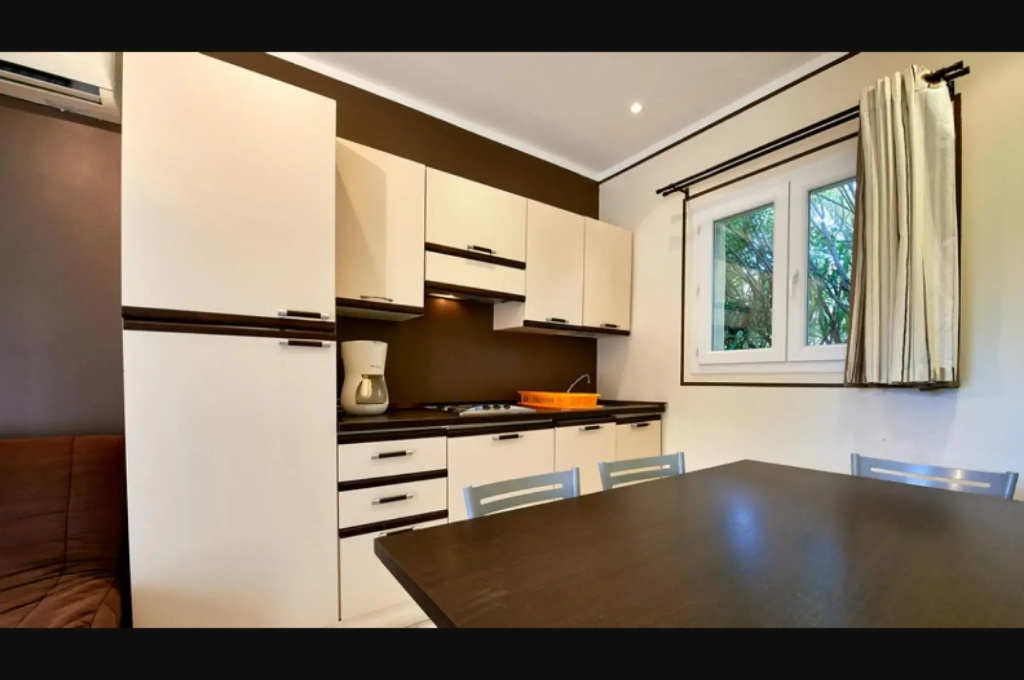 RéSIDENCE LISA MARIA - TWO-BEDROOM HOUSE