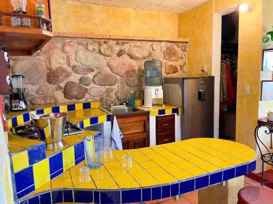 Lovely Apartment with Patio and Ocean View