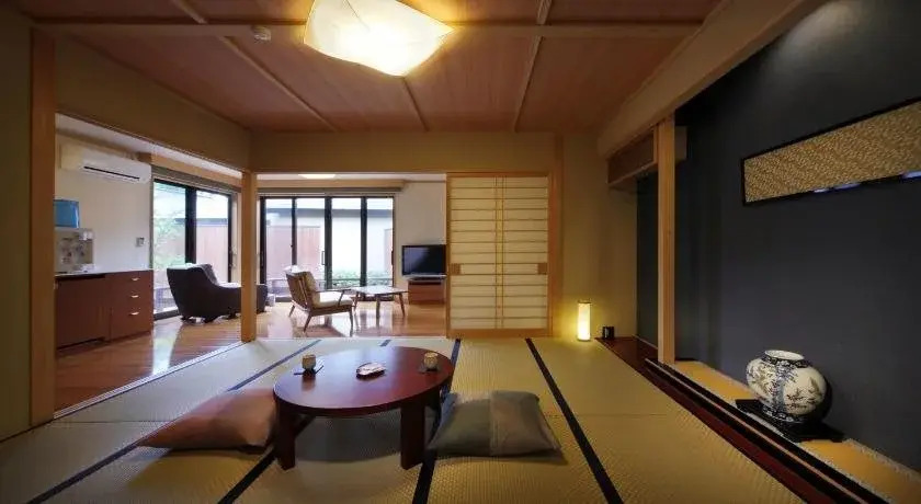 Ryokusuitei