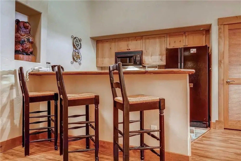 2305 Timberline Lodge, Trappeur's Crossing Apartment 2