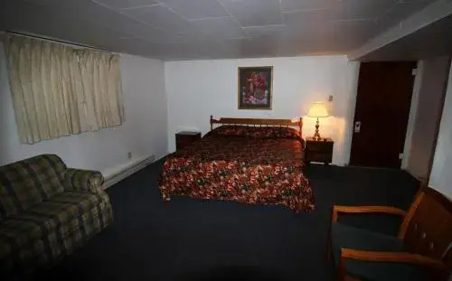Topaz Lodge