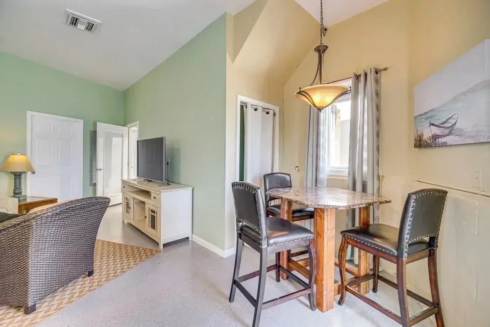 Beach Access & Resort Amenities: Jensen Beach Home