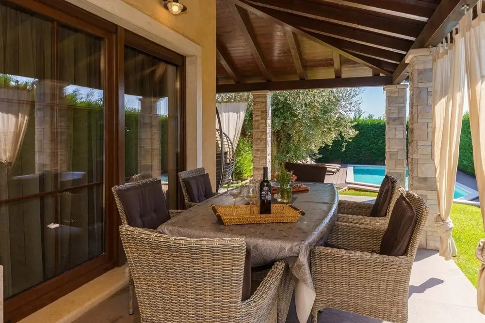 Villa Maron