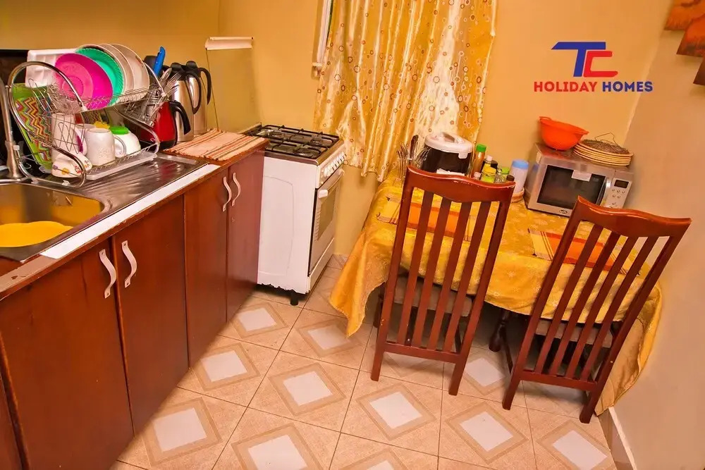 Immaculate 4-bed H0me - Busega House in Kampala