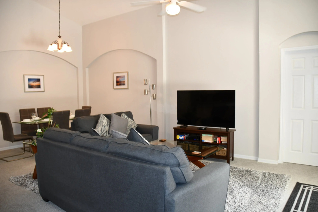 Gated Community, Private Pool with Games Room, Davenport, US