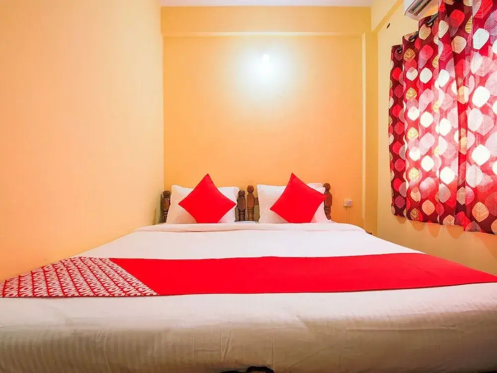 OYO 22418 Frank Rooms