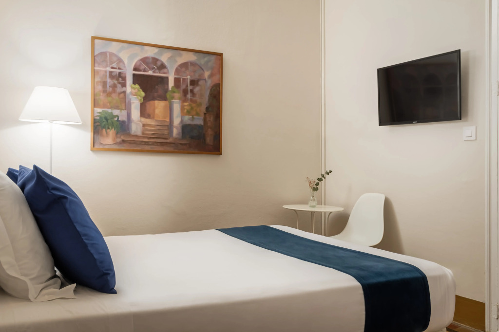 Hotel Medium Romantic
