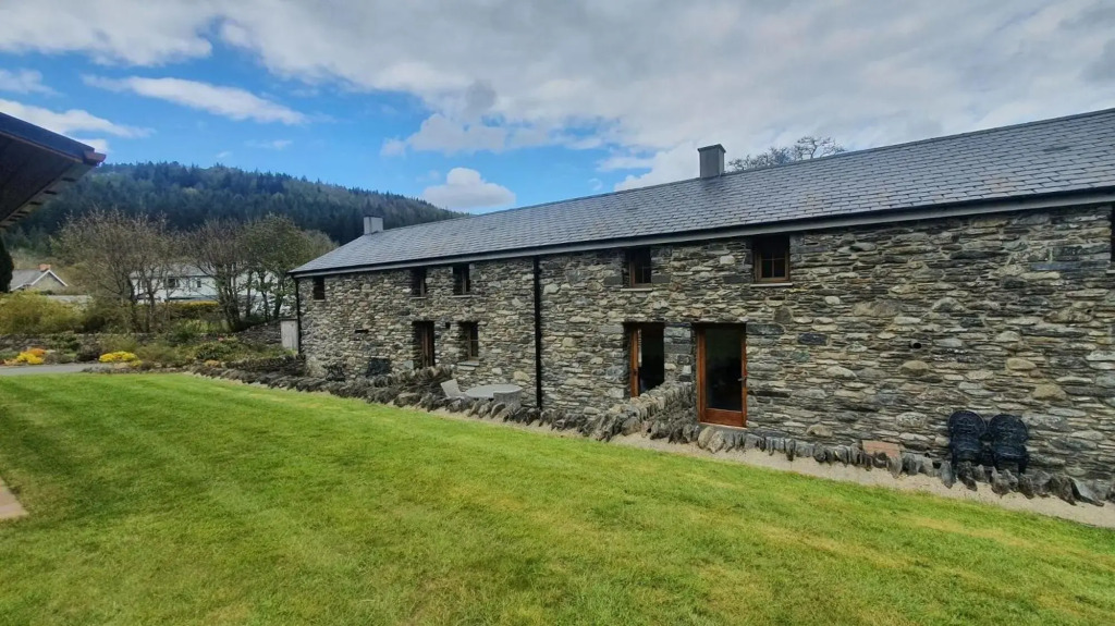Cottage 2