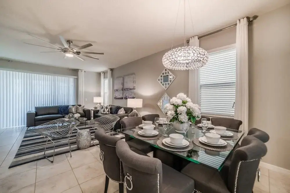Windsor at Westside 8861 - Six Bedroom Villa with Private Pool