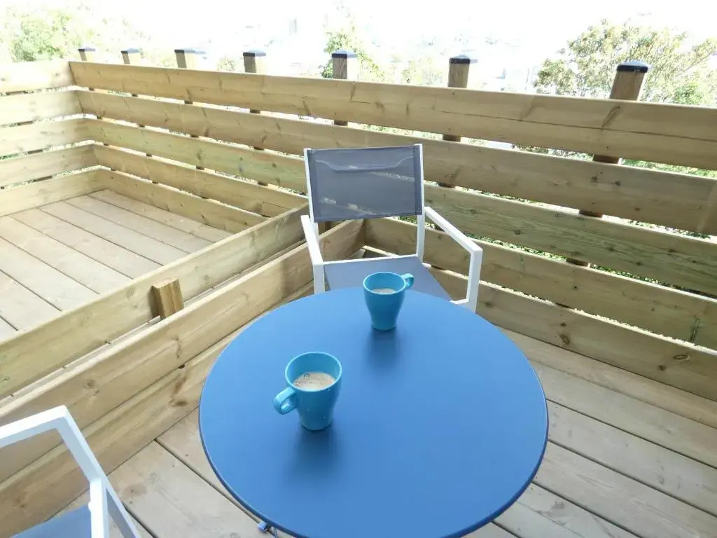 Charmant studio, terrasse privative [Moulin Blanc]