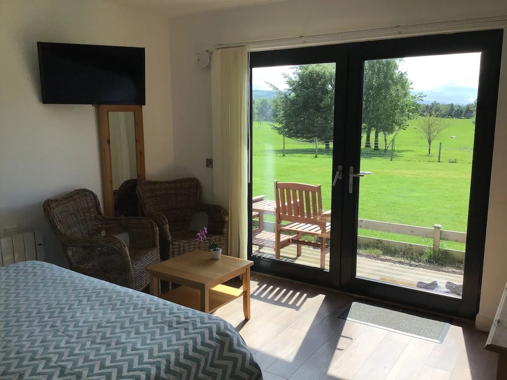 Whitemoss Lodge
