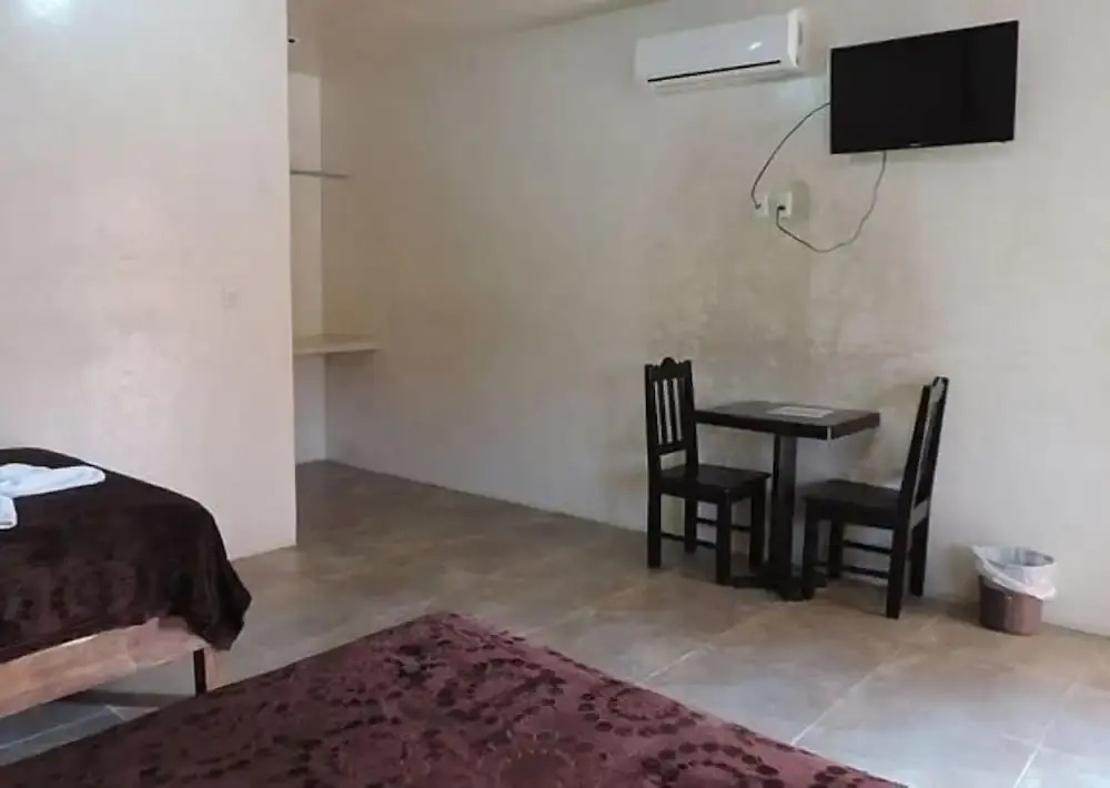 Hotel Jireh