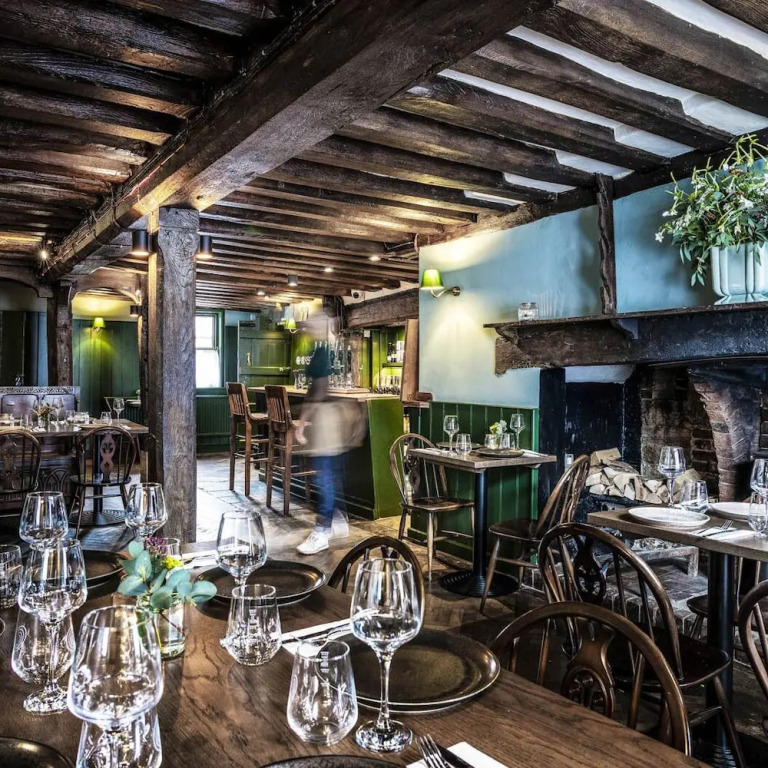 Chequers Inn