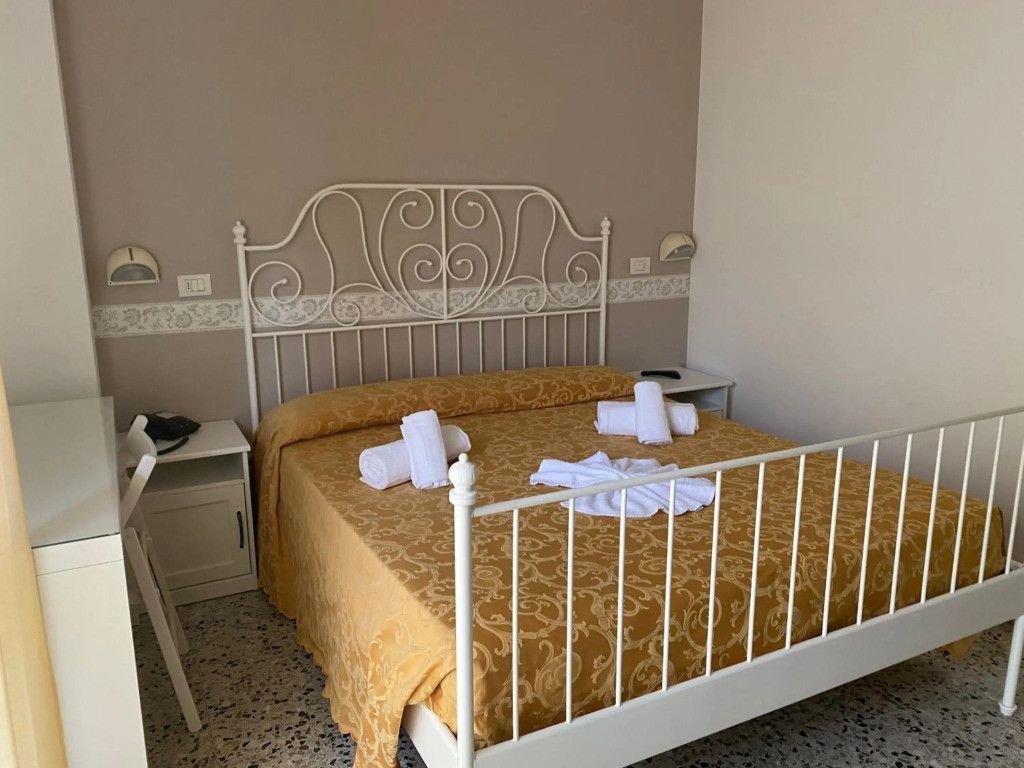 Hotel Modenese
