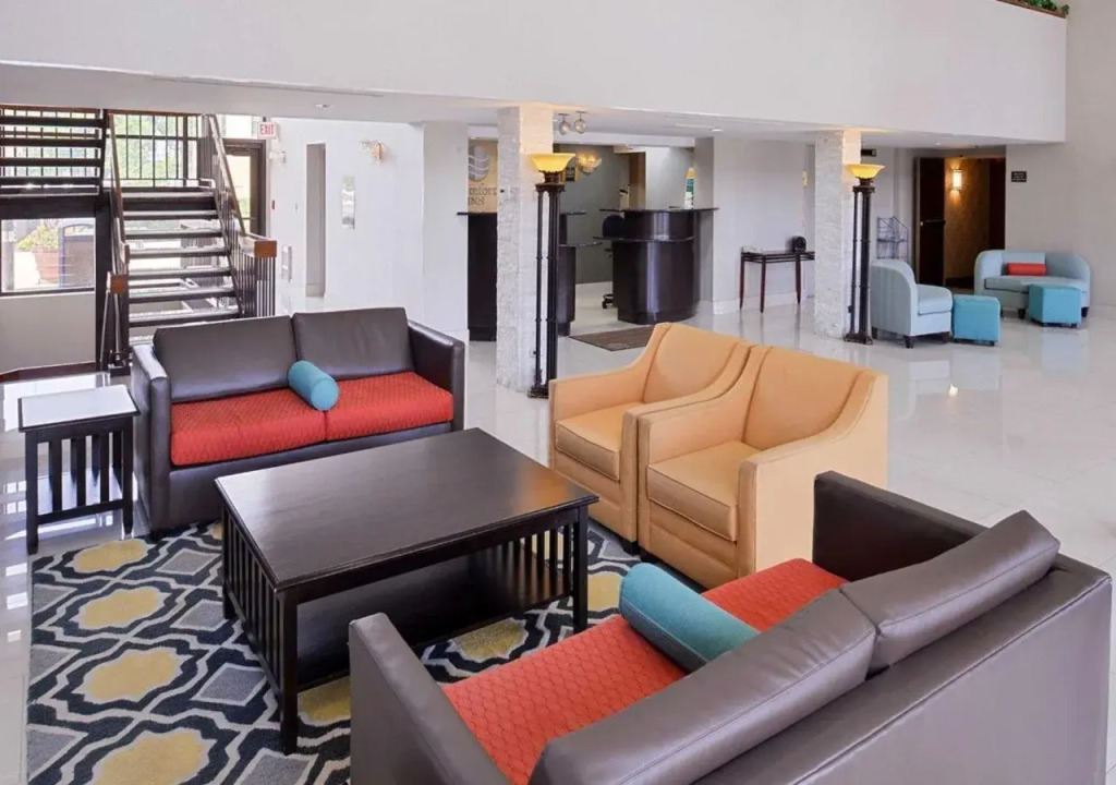 Spark by Hilton Des Plaines Chicago OHare