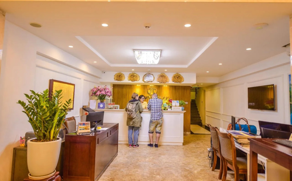 Ja Cosmo Premier Hotel