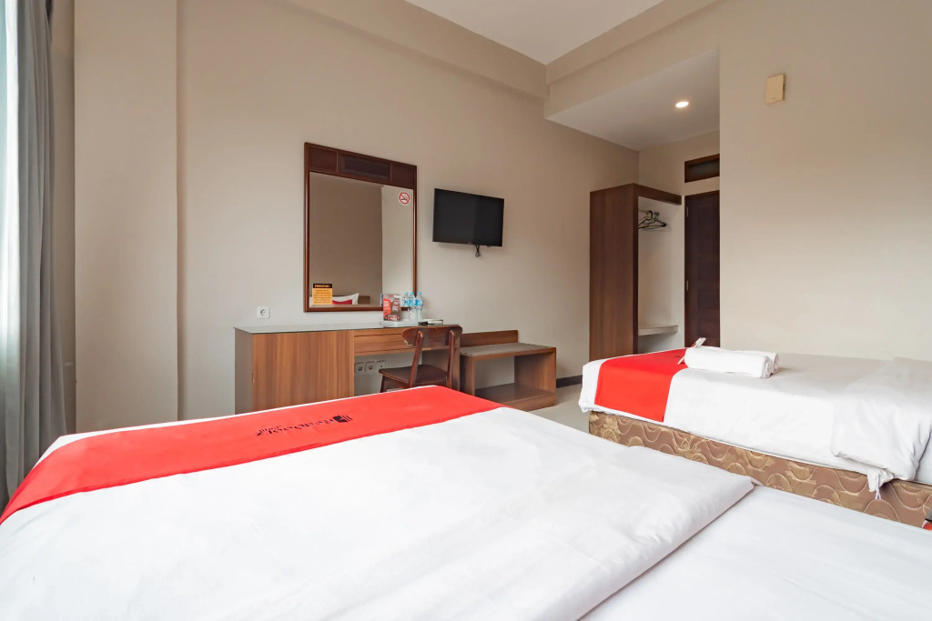 RedDoorz near Simpang Dago 2